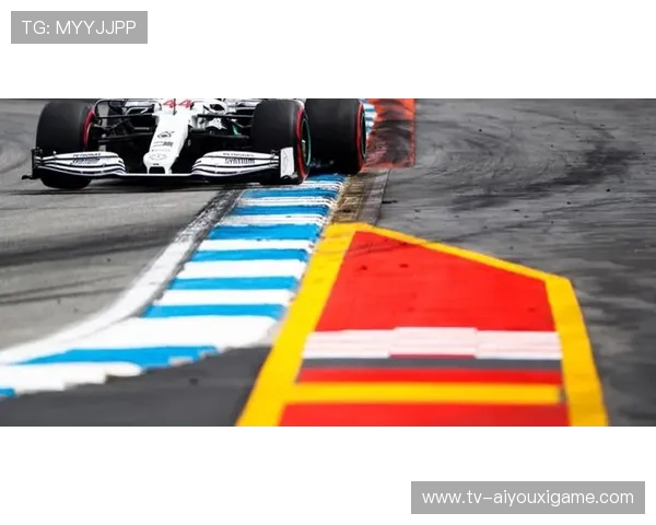 F1排位赛意外失误致冠军出局，车队内讧露端倪