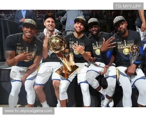 勇士队追求三连冠，胜利在望，勇士三冠对手